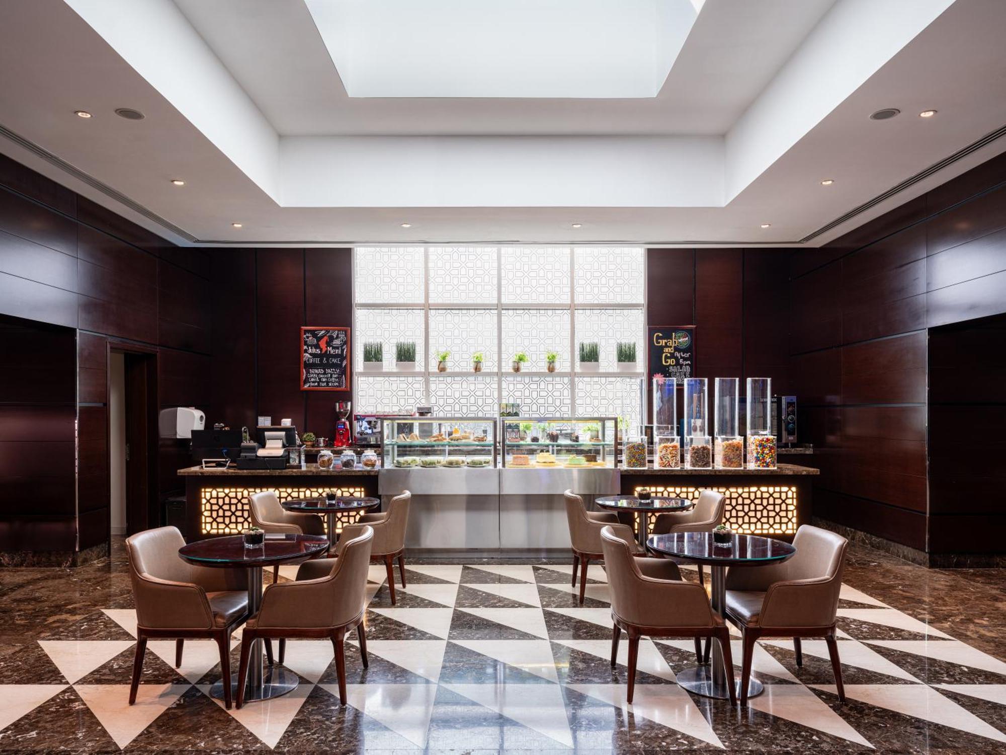 Four Points By Sheraton Sharjah Exterior foto
