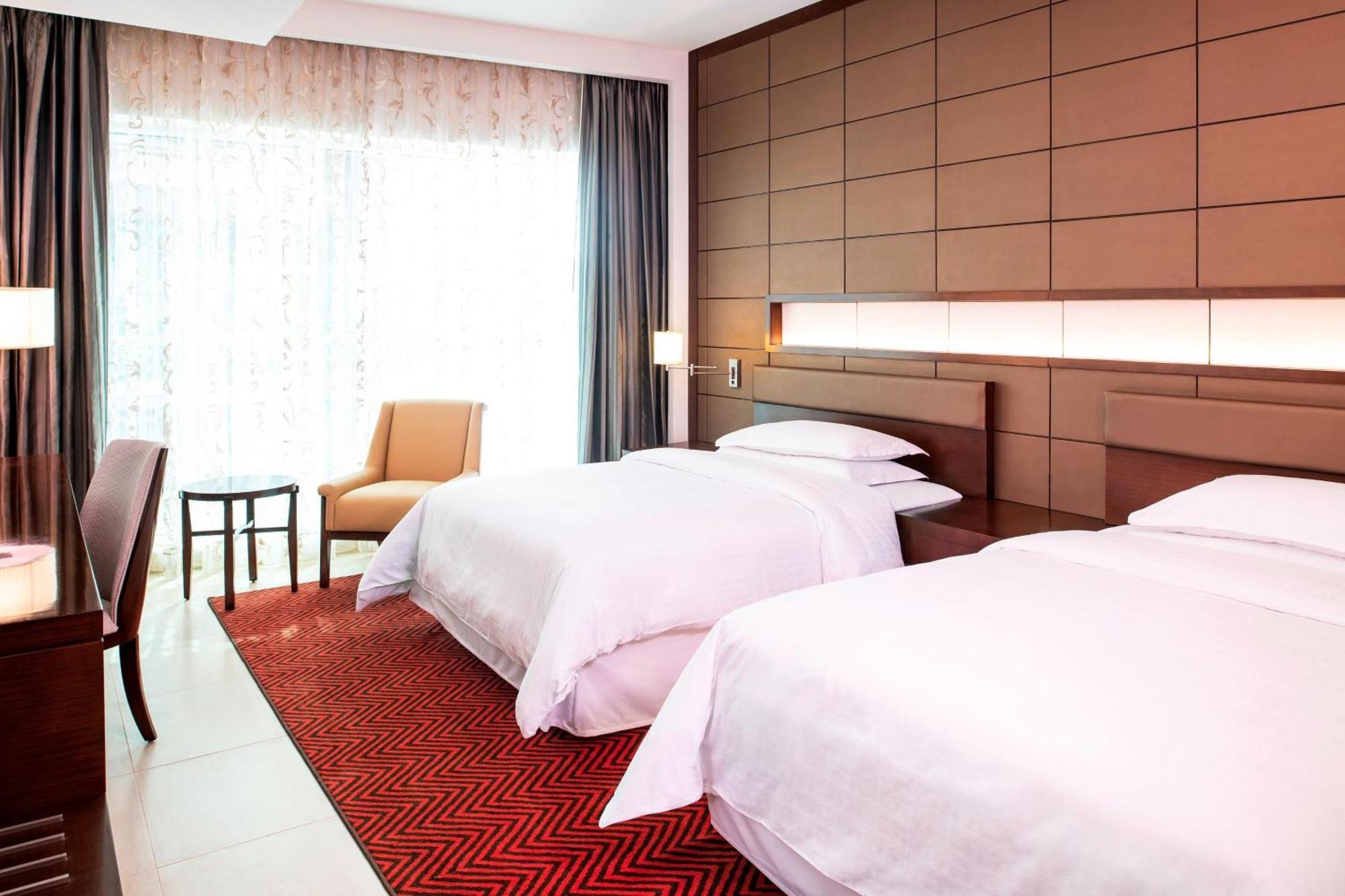Four Points By Sheraton Sharjah Exterior foto