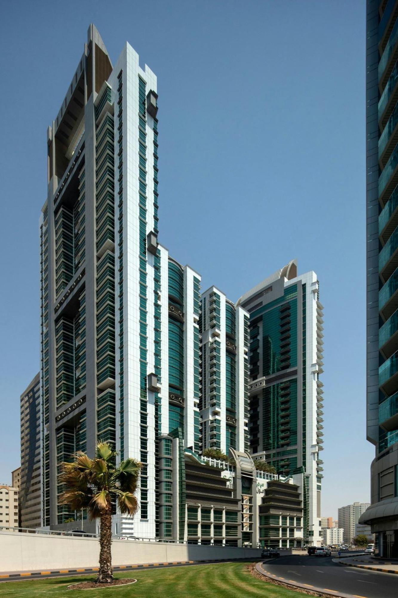 Four Points By Sheraton Sharjah Exterior foto