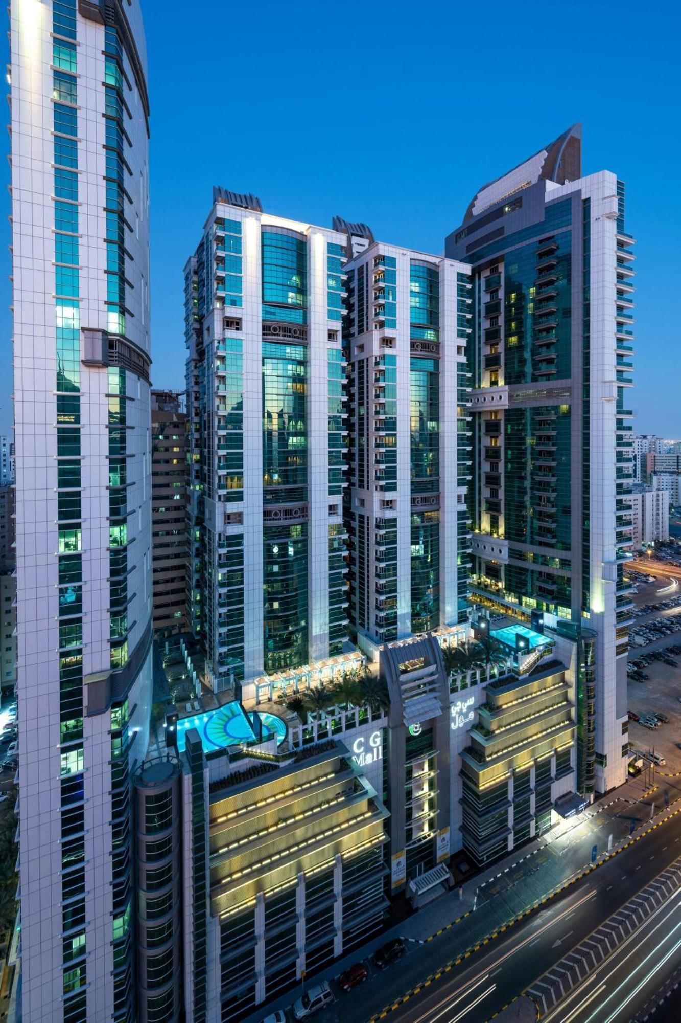 Four Points By Sheraton Sharjah Exterior foto