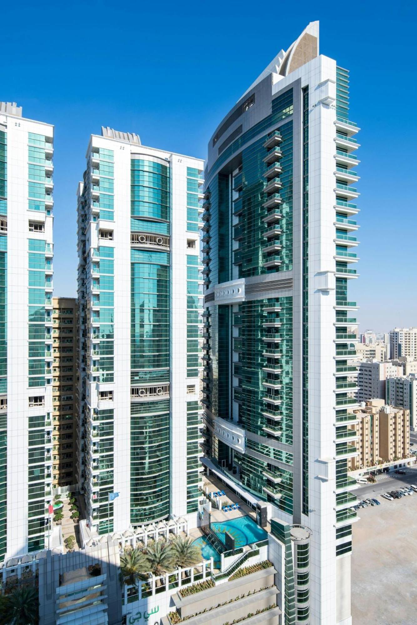 Four Points By Sheraton Sharjah Exterior foto